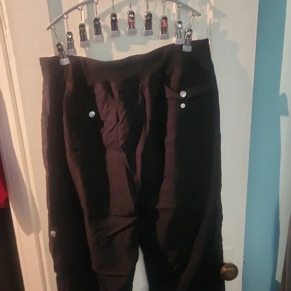 Cargo Capris - Light Weight - Picture 8 of 9